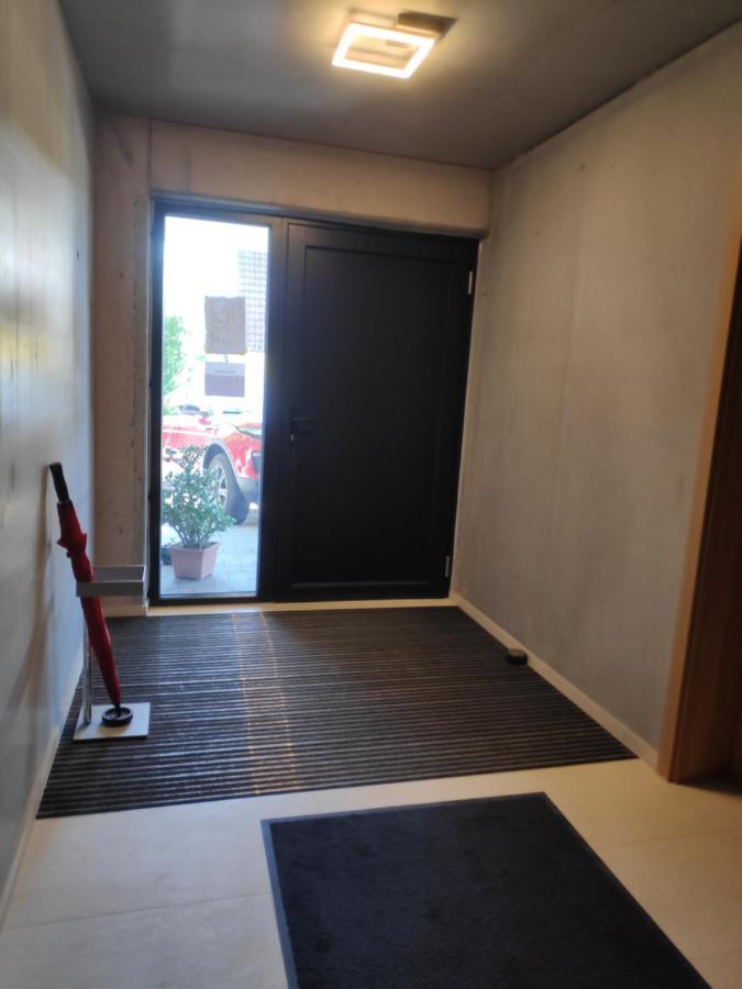 Ferienwohnungen Und Zimmer In Reutlingen-Goenningen Екстериор снимка